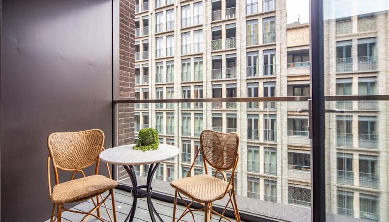 2 bed property in 4 Thornes House, 6-8 Charles Clowes Walk, London